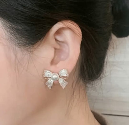 108 Pearl with Bow Shape Korean earring