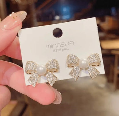 108 Pearl with Bow Shape Korean earring